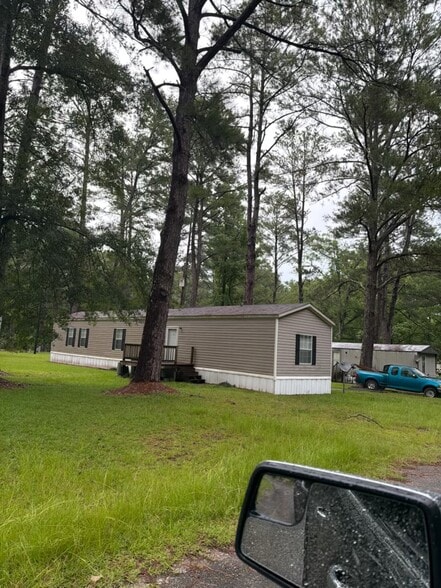 Primary Photo Of 1204 4th ave, York Manufactured Housing Mobile Home Park For Sale