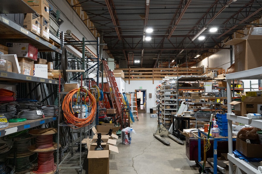 More Photos Of 104 Longwater Dr, Norwell Light Distribution For Sale