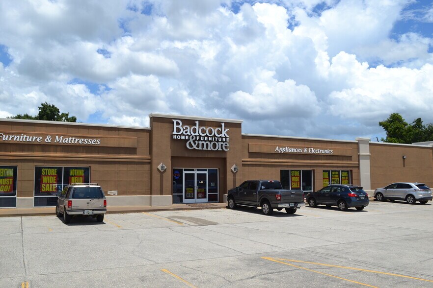 More Photos Of 126 State Road 60 W, Lake Wales Freestanding For Sale