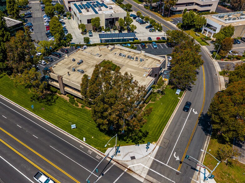 More Photos Of 17682 Mitchell N, Irvine Office For Lease