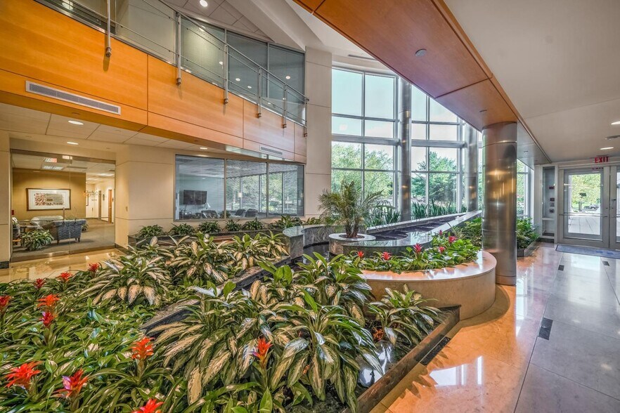 More Photos Of 505 Eagleview Blvd, Exton Unknown For Lease