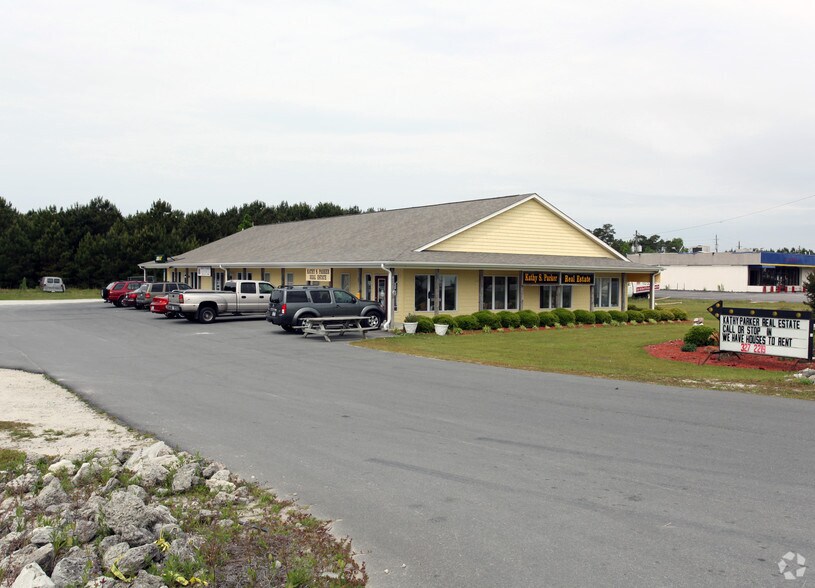 Primary Photo Of 1000 Nc-210 Hwy, Sneads Ferry General Retail For Lease