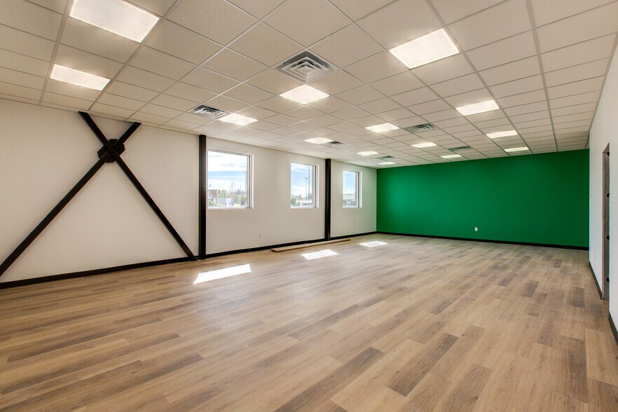 More Photos Of 9145 Commerce Center Cir, Highlands Ranch Office For Sale