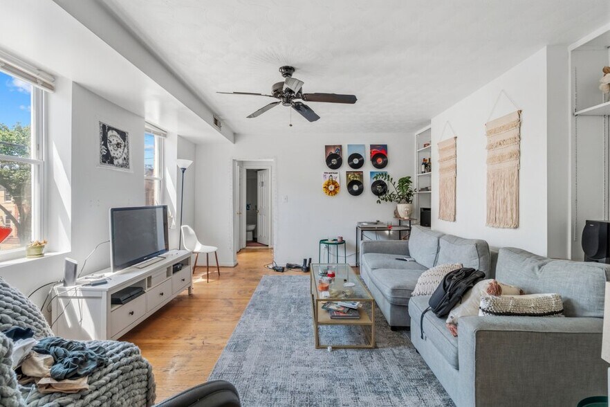 More Photos Of 1173 Battery Ave, Baltimore Multifamily For Sale