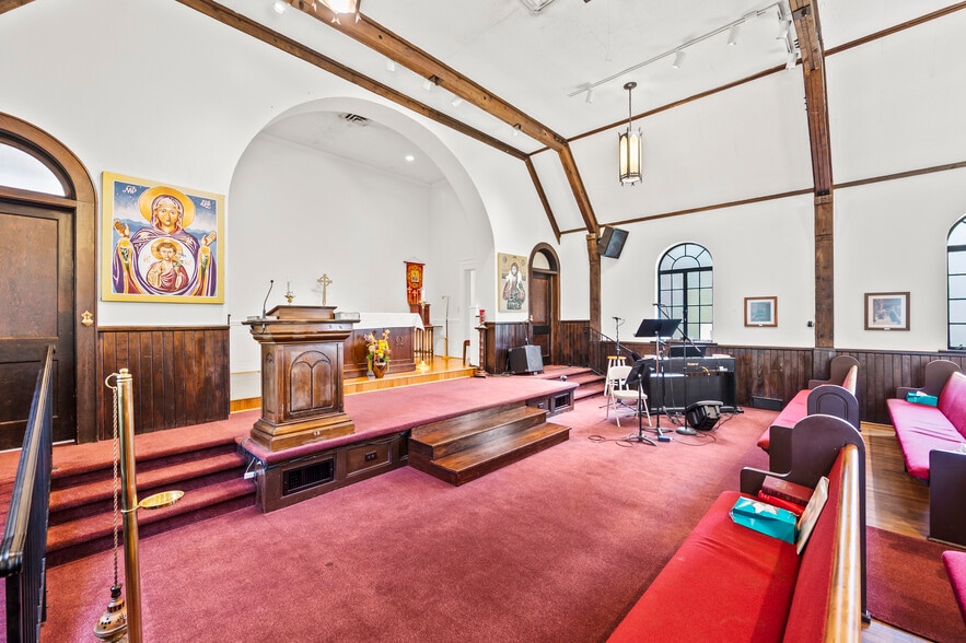 More Photos Of 2252 Queen St, Winston-Salem Religious Facility For Sale