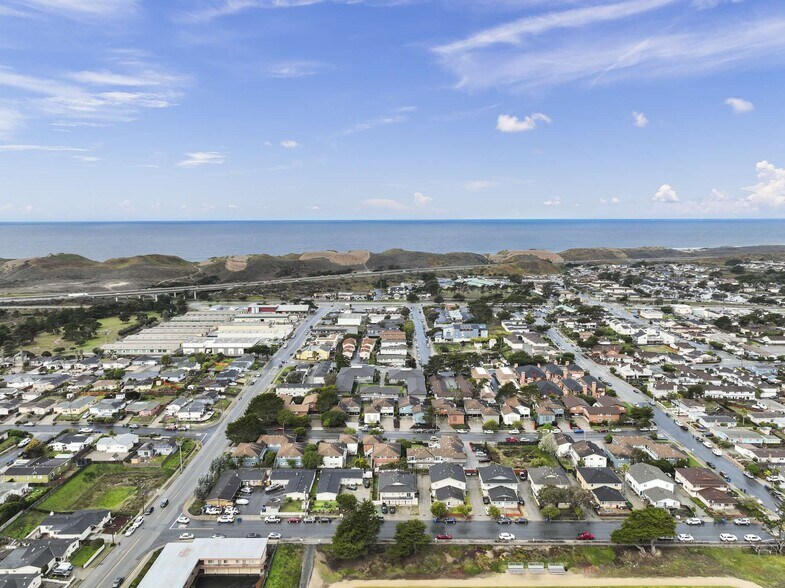 More Photos Of 3047 Zanetta Dr, Marina Apartments For Sale