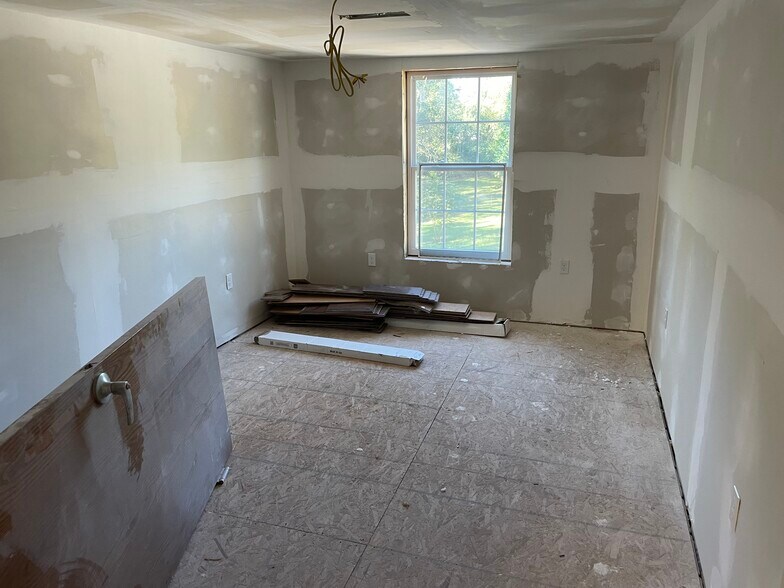 More Photos Of 5036 Obarr Rd, Knoxville Office For Sale