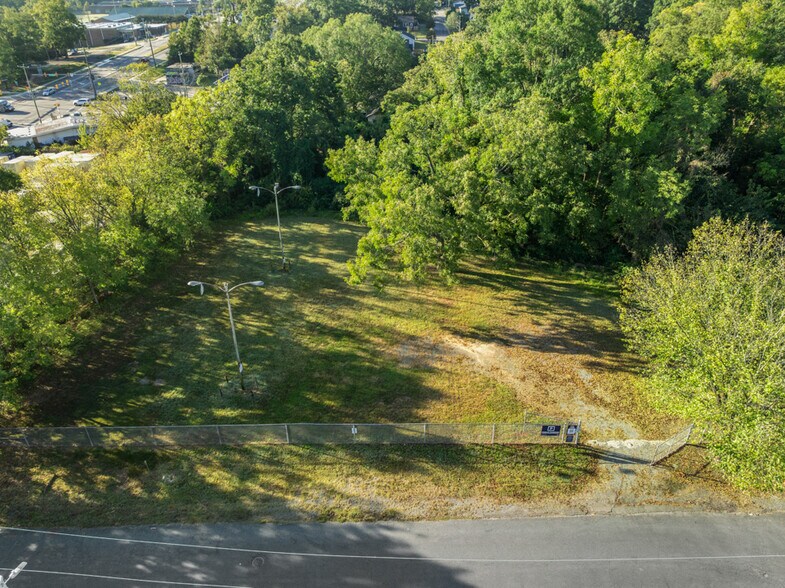 More Photos Of 1008 Gilbert St, Durham Land For Lease