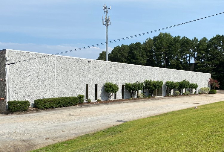 Primary Photo Of 2211 Lithonia Industrial Blvd, Lithonia Warehouse For Lease