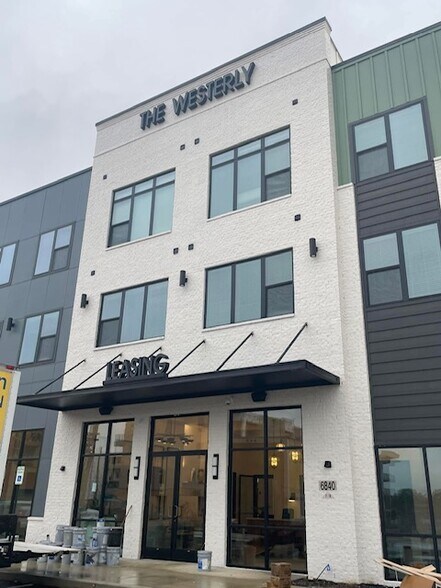 More Photos Of 6896 US Highway 70, Bartlett Restaurant For Lease