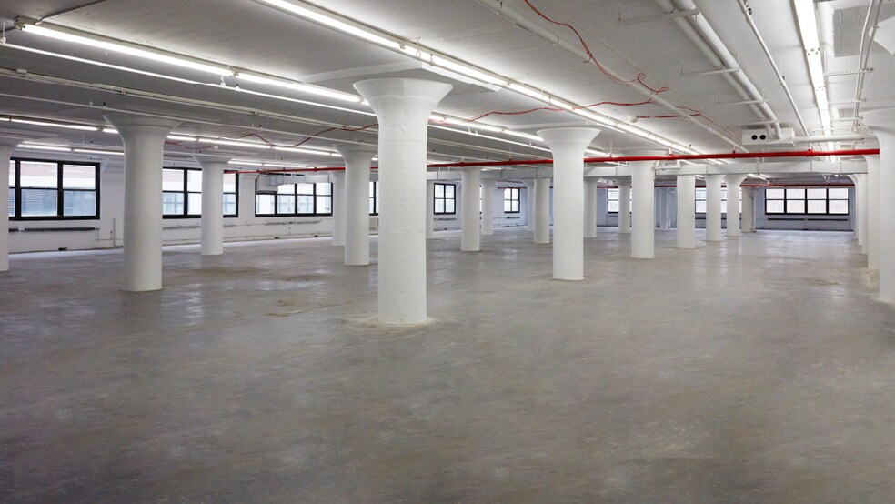 More Photos Of 31-00 47th Ave, Long Island City Industrial For Lease