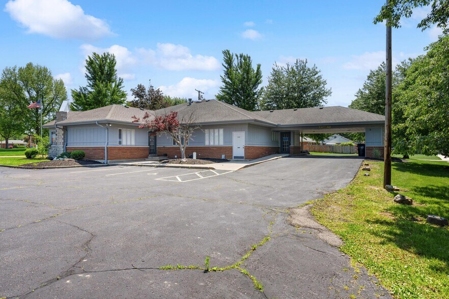 More Photos Of 244 Wilson Dr, Xenia Medical For Sale