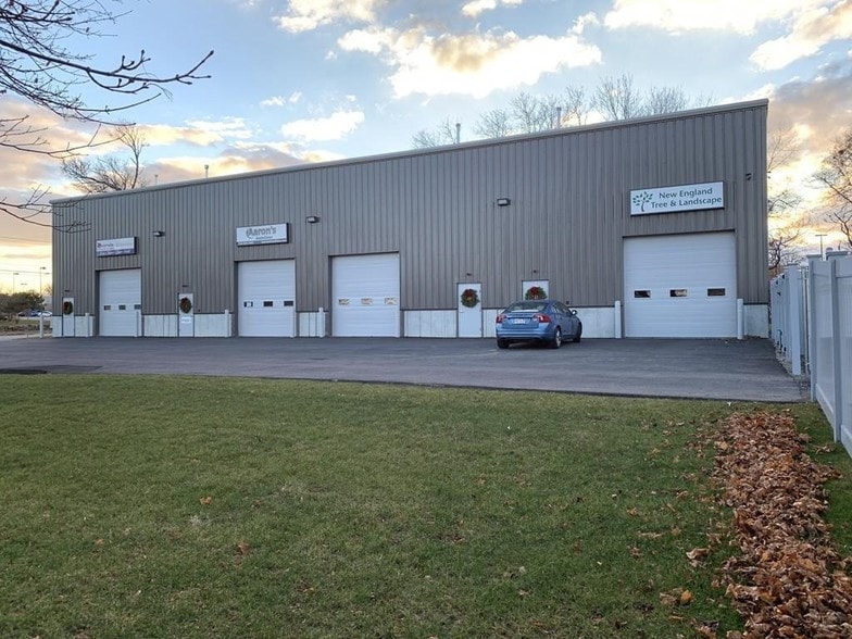 Primary Photo Of 232 Huttleston Ave, Fairhaven Service For Lease
