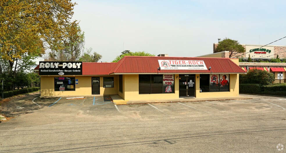 Primary Photo Of 2785 Capital Cir NE, Tallahassee Freestanding For Sale