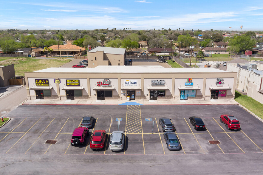 Primary Photo Of 310-312 W Expressway 83, Weslaco General Retail For Lease