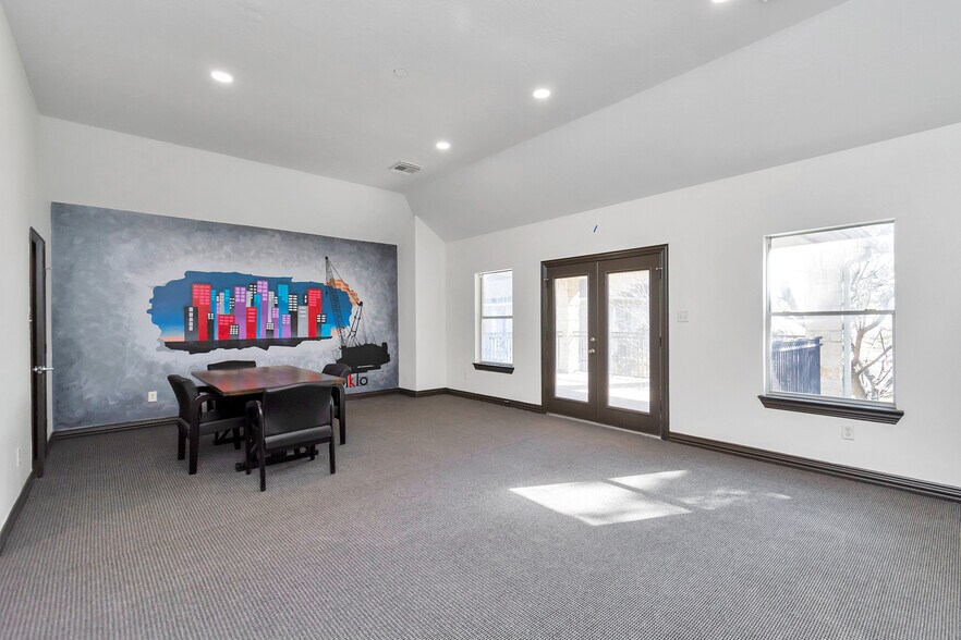 More Photos Of 8125 N Sam Houston Pky W, Houston Medical For Sale