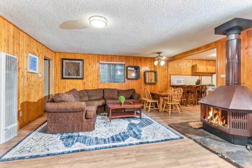 More Photos Of 39372 Big Bear Blvd, Big Bear Lake Hotel For Sale