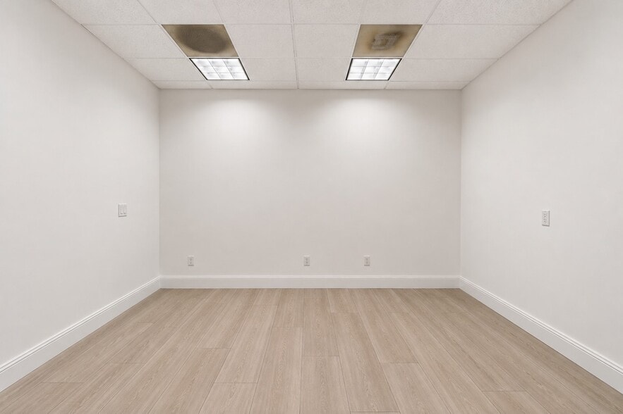 More Photos Of 554 E San Bernardino Rd, Covina Medical For Lease