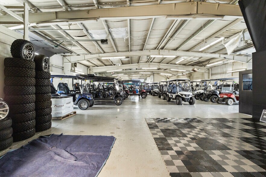 More Photos Of 2606 E Rock Haven Rd, Harrisonville Light Manufacturing For Lease