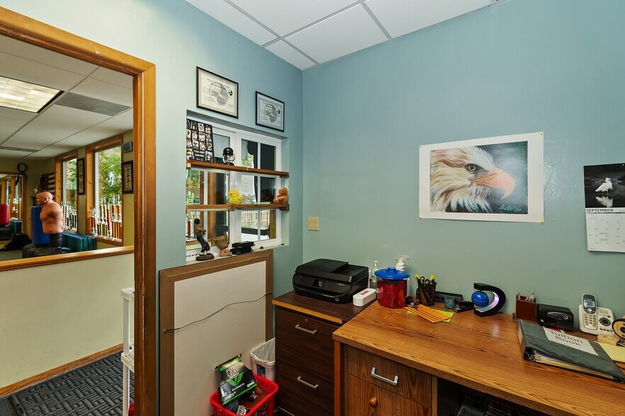 More Photos Of 42561 Moonridge Rd, Big Bear Lake Office For Sale