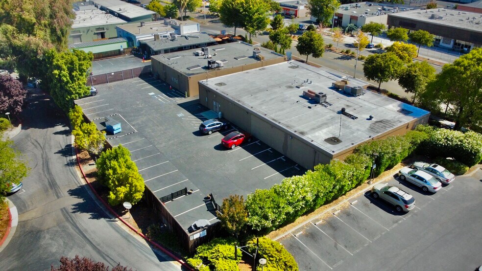 More Photos Of 795 San Antonio Rd, Palo Alto Flex For Lease
