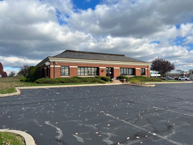 Primary Photo Of 2620 Westview Dr, Reading Office For Lease