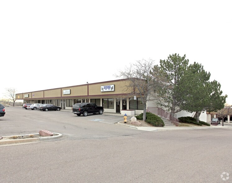 More Photos Of 2537-2579 Airport Rd, Colorado Springs General Retail For Lease