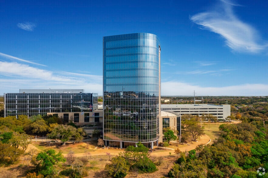 More Photos Of 19100 Ridgewood Pky, San Antonio Office For Lease