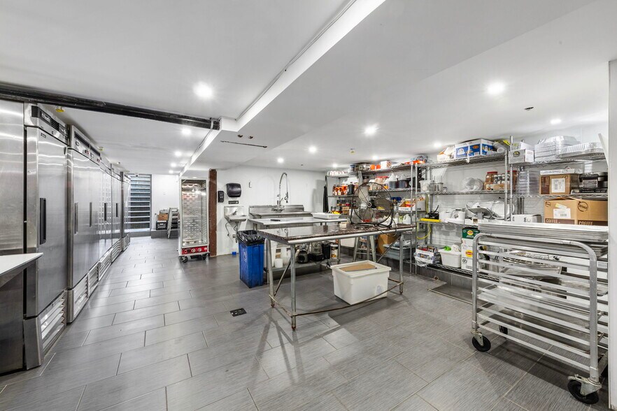 More Photos Of 1041 Flushing Ave, Brooklyn Restaurant For Sale