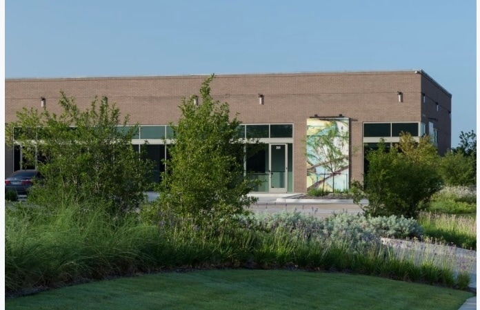 More Photos Of 2025 Irving Blvd, Dallas Showroom For Lease