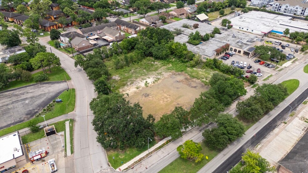 More Photos Of 7603 Bellfort Ave, Houston Land For Sale