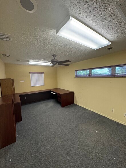 More Photos Of 1399 SE Port St Lucie Blvd, Port Saint Lucie Office For Lease