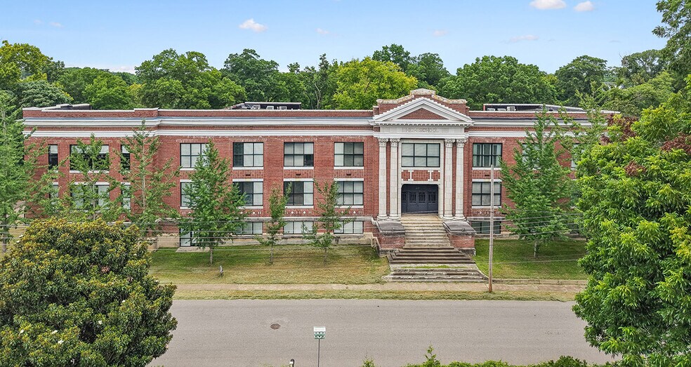 Primary Photo Of 217 E Deadrick St, Jackson Apartments For Sale