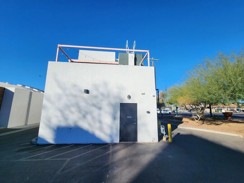 More Photos Of 4971 N 7th Ave, Phoenix Restaurant For Sale