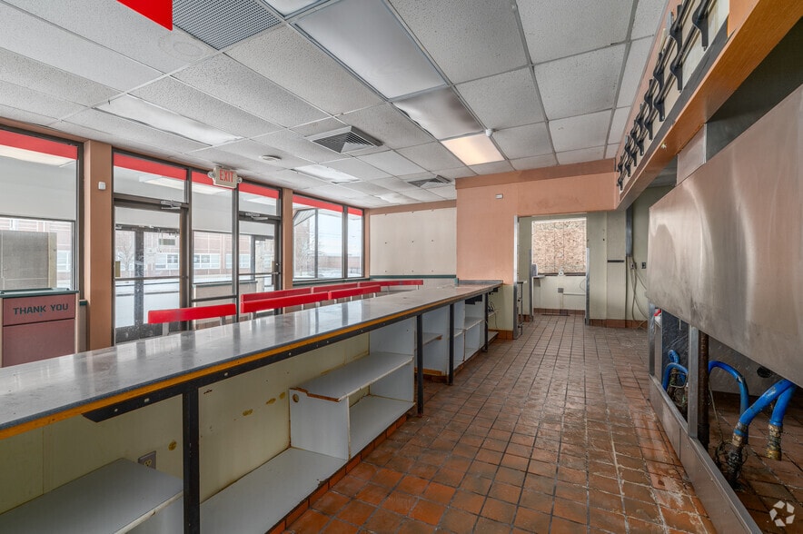 More Photos Of 4869 Turney Rd, Garfield Heights Fast Food For Sale