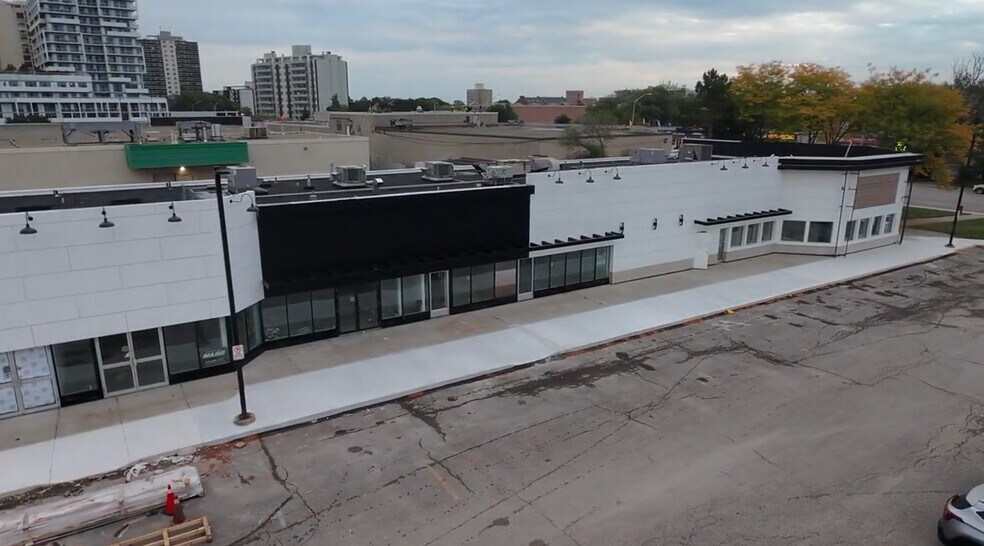 More Photos Of 171 Speers Rd, Oakville Storefront For Lease