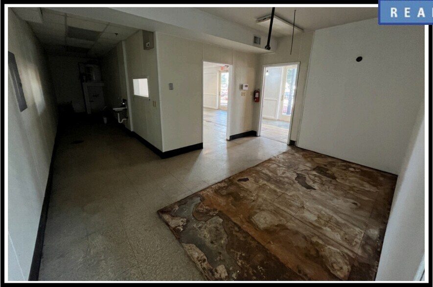 More Photos Of 1420 Annunciation St, New Orleans Apartments For Lease
