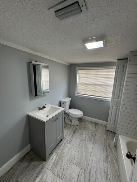 More Photos Of 619 Linwood Ave, Jacksonville Specialty For Sale