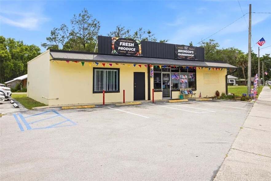 Primary Photo Of 380 E Hathaway Ave, Bronson General Retail For Sale