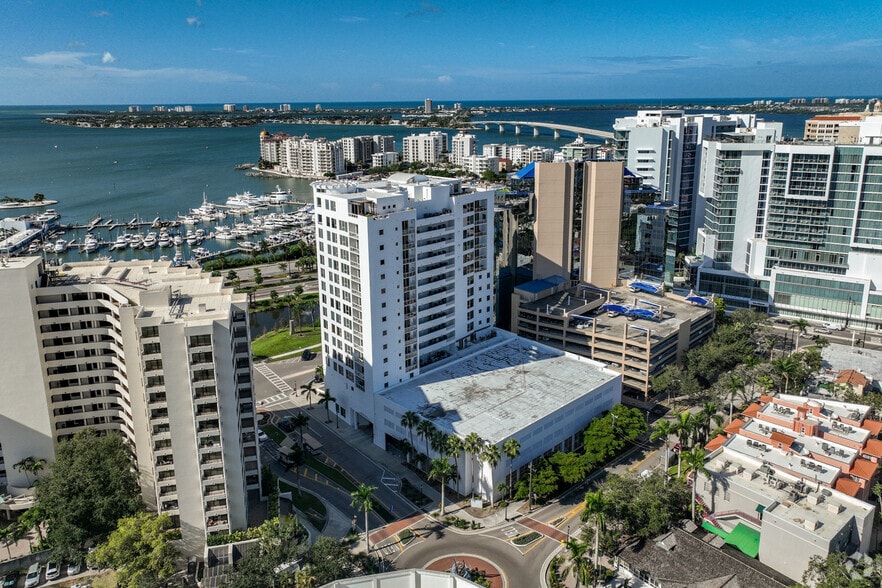 More Photos Of 1227-1239 N Gulfstream Ave, Sarasota Apartments For Lease
