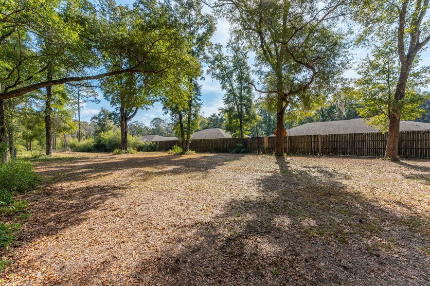 More Photos Of 341 Madison St, Freeport Multifamily For Sale