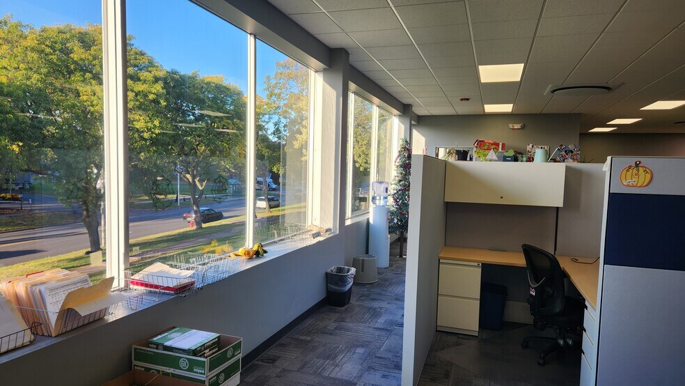 More Photos Of 980 James St, Syracuse Medical For Lease