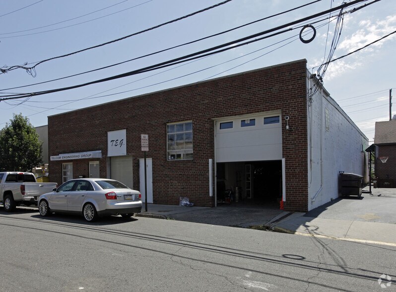 More Photos Of 11 Victoria Ter, Ridgefield Warehouse For Sale