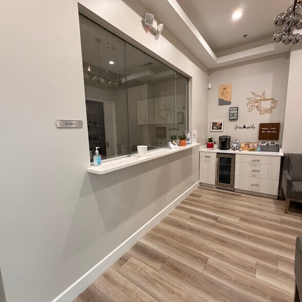 More Photos Of 945 Stockton Dr, Allen Medical For Sale