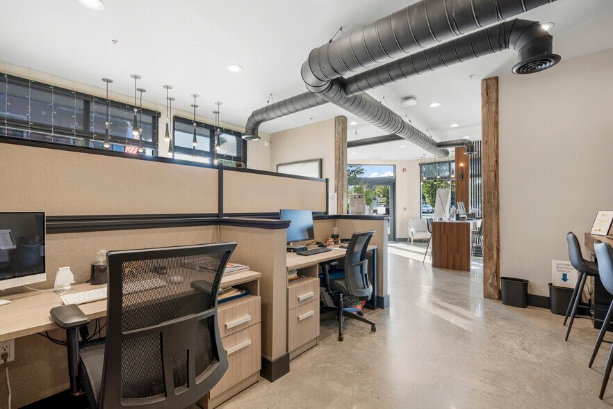 More Photos Of 226 Main St, Beacon Storefront Retail Residential For Sale