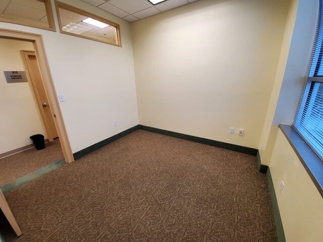 More Photos Of 1635 E Highway 50, Clermont Office For Lease