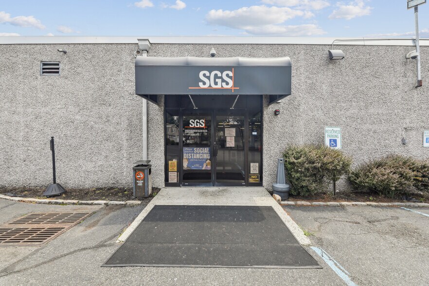 More Photos Of 2497 Vauxhall Rd, Union Township Manufacturing For Sale