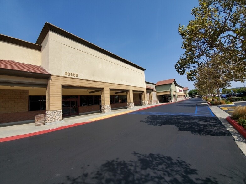 More Photos Of 20633-20795 Amar Rd, Walnut Unknown For Lease