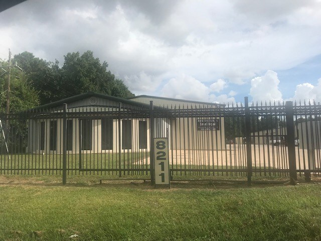 More Photos Of 8211 Fairbanks White Oak, Houston Unknown For Lease