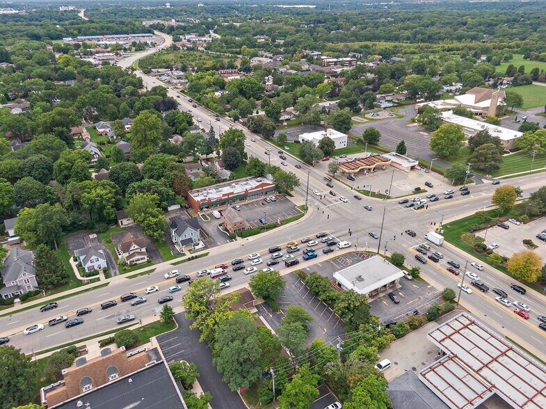More Photos Of 712 W Main St, West Dundee Medical For Sale
